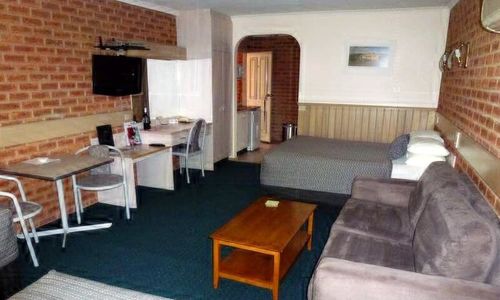 Colonial Motor Inn Bairnsdale