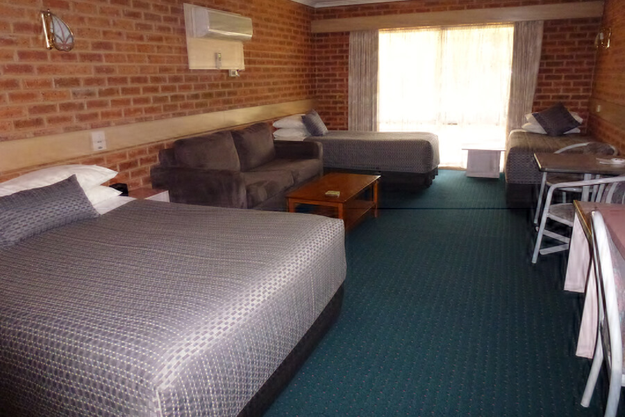 Rooms at Colonial Motor Inn Bairnsdale